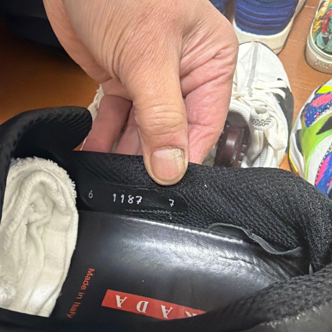 ブラックレザー ストラップローファー