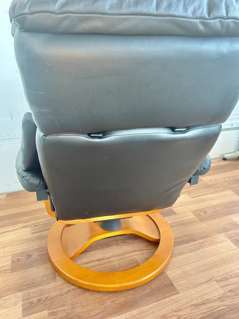 黒　パーソナルチェア　椅子　リクライニング　オシャレ　インテリア　モダン