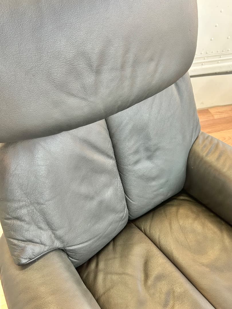 黒　パーソナルチェア　椅子　リクライニング　オシャレ　インテリア　モダン