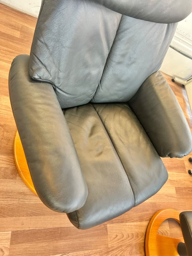 黒　パーソナルチェア　椅子　リクライニング　オシャレ　インテリア　モダン