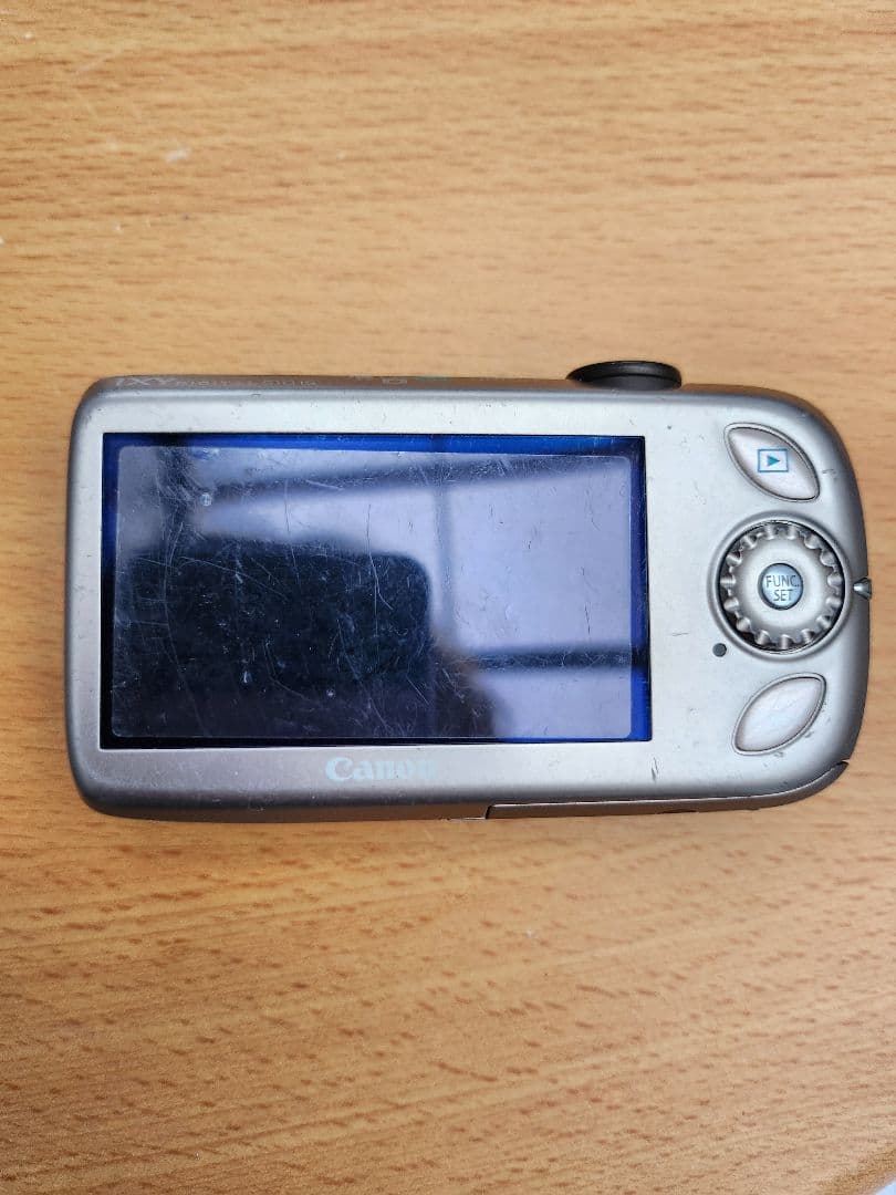 Canon　IXY　ジャンク品に近い
