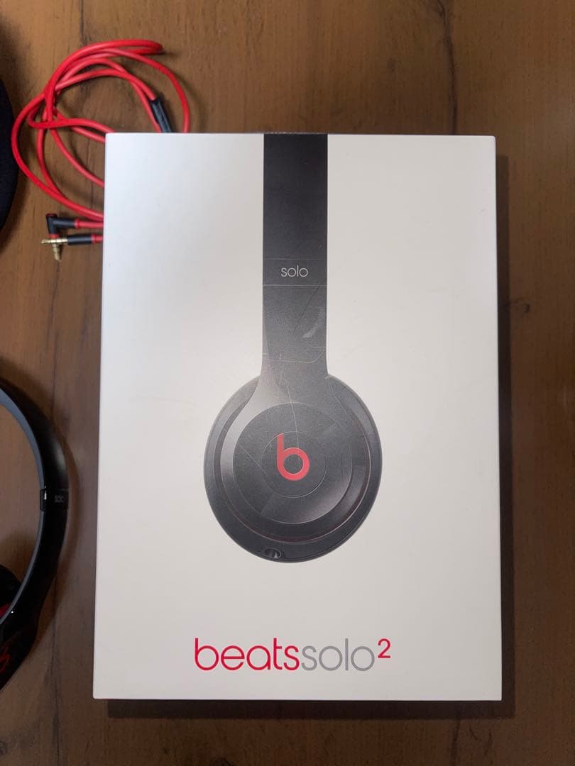 ヘッドホン beatssolo2