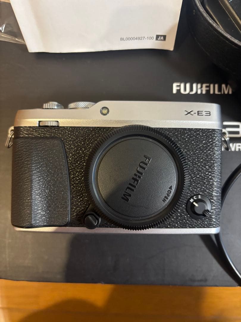 【美品】Fujifilm X-E3 ミラーレス　一眼 本体セット　中古