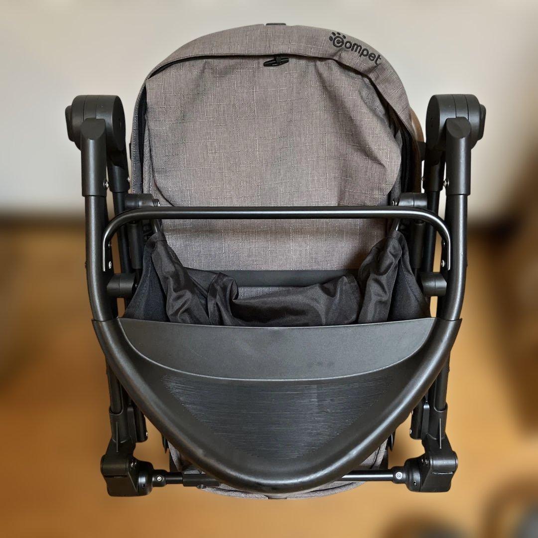 コムペットコンビ ペット用カート ルルテイル　マウナロアブラック×グレージュ