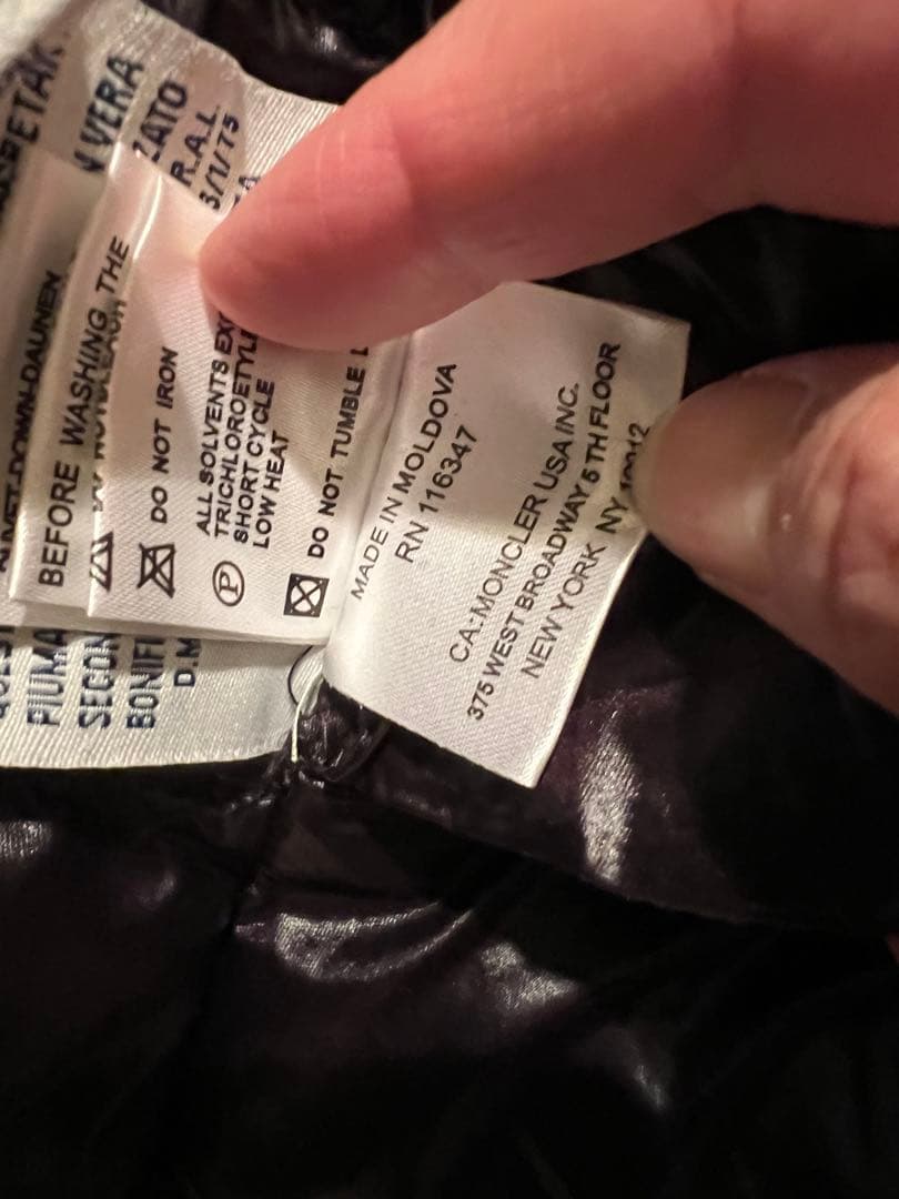 MONCLER ダウンジャケット ブラック