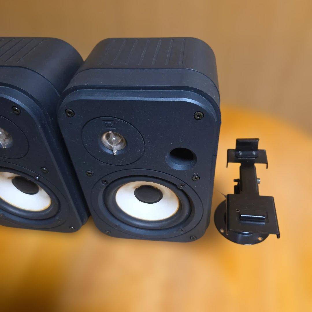 JBL Control 1 PLUS　スピーカー +MTC-201吊り金具付き