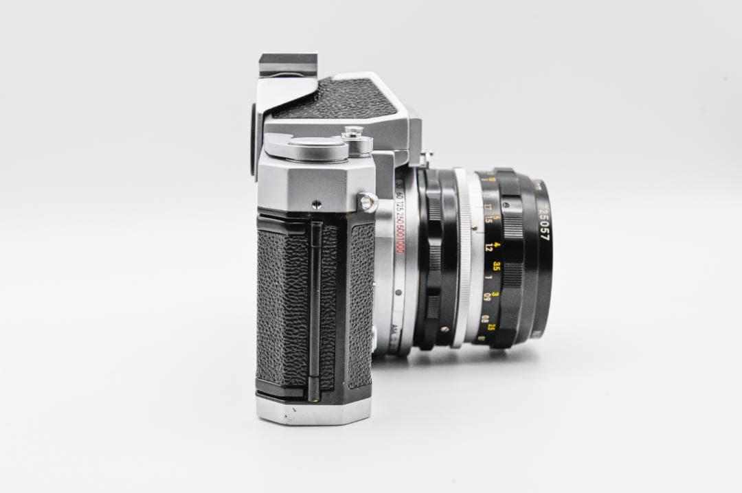 Nikomat フィルム一眼レフカメラ 28/3.5レンズ&レザーカバー付き