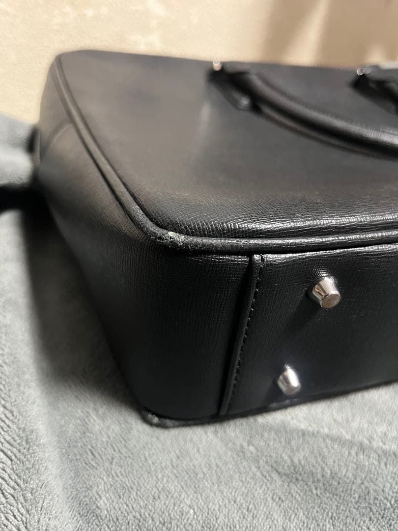 AUCENTIC イタリアンサフィアーノレザー ブリーフケース