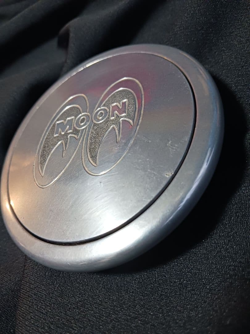 ムーンアイズ製　レカラ　ホーンボタン　MOON