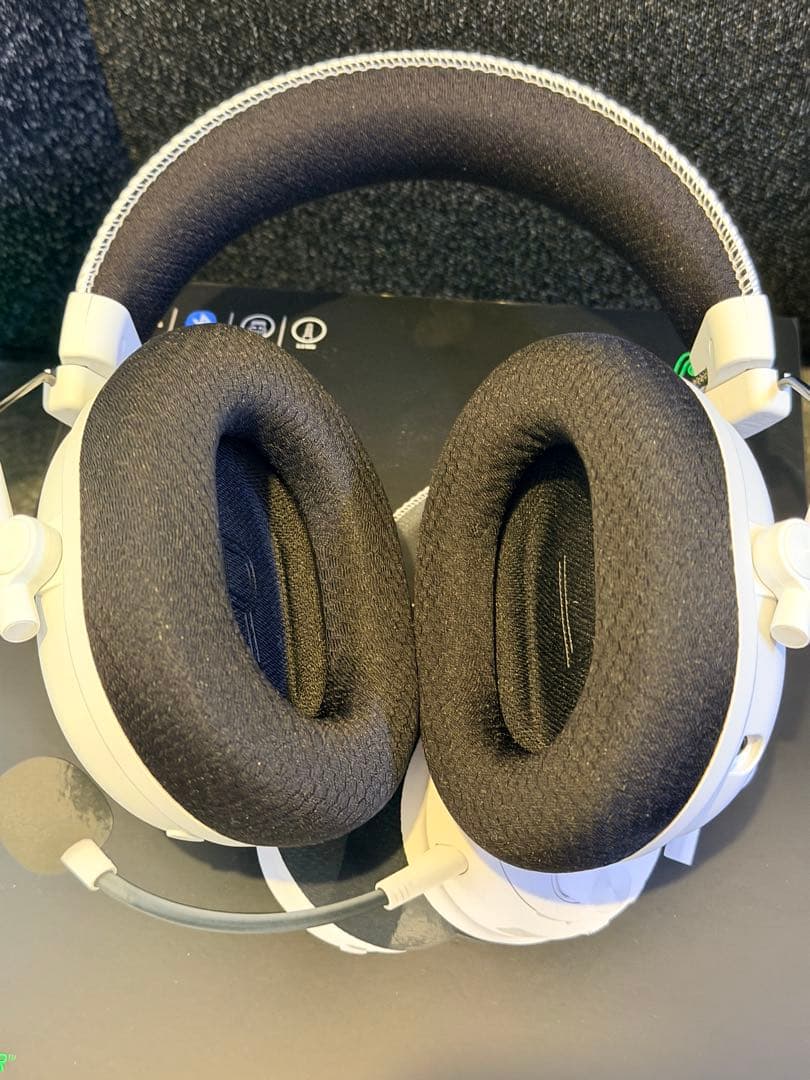 Razer BlackShark V3 Pro ゲーミングヘッドホン