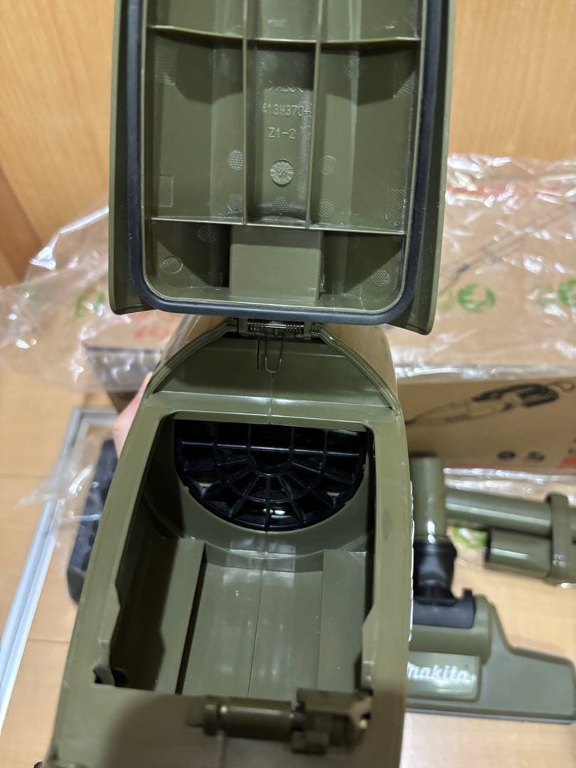 マキタ CL285FD掃除機 クリーナー Makita DC18RF セット