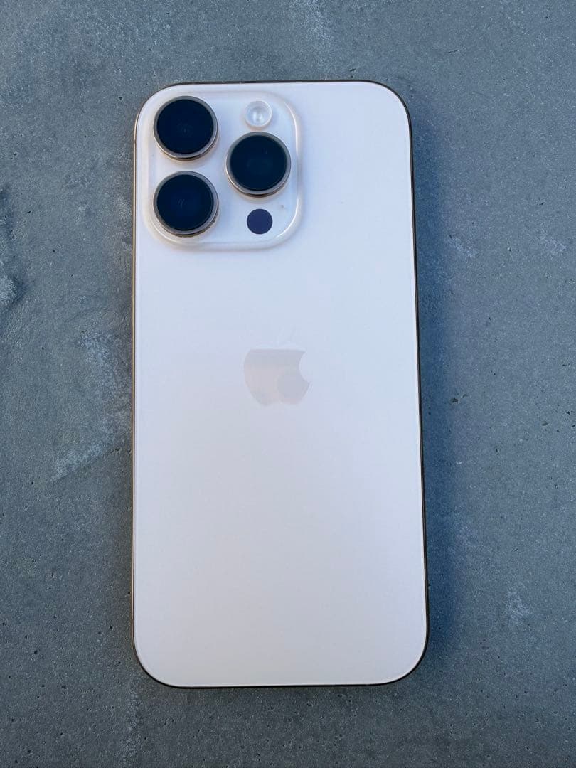 iPhone 16 Pro 256 デザートチタニウム SIMフリー ケース付き