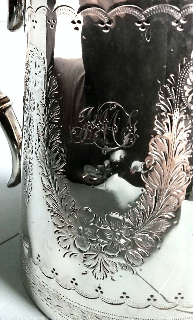 英国アンティーク　シルバーポット