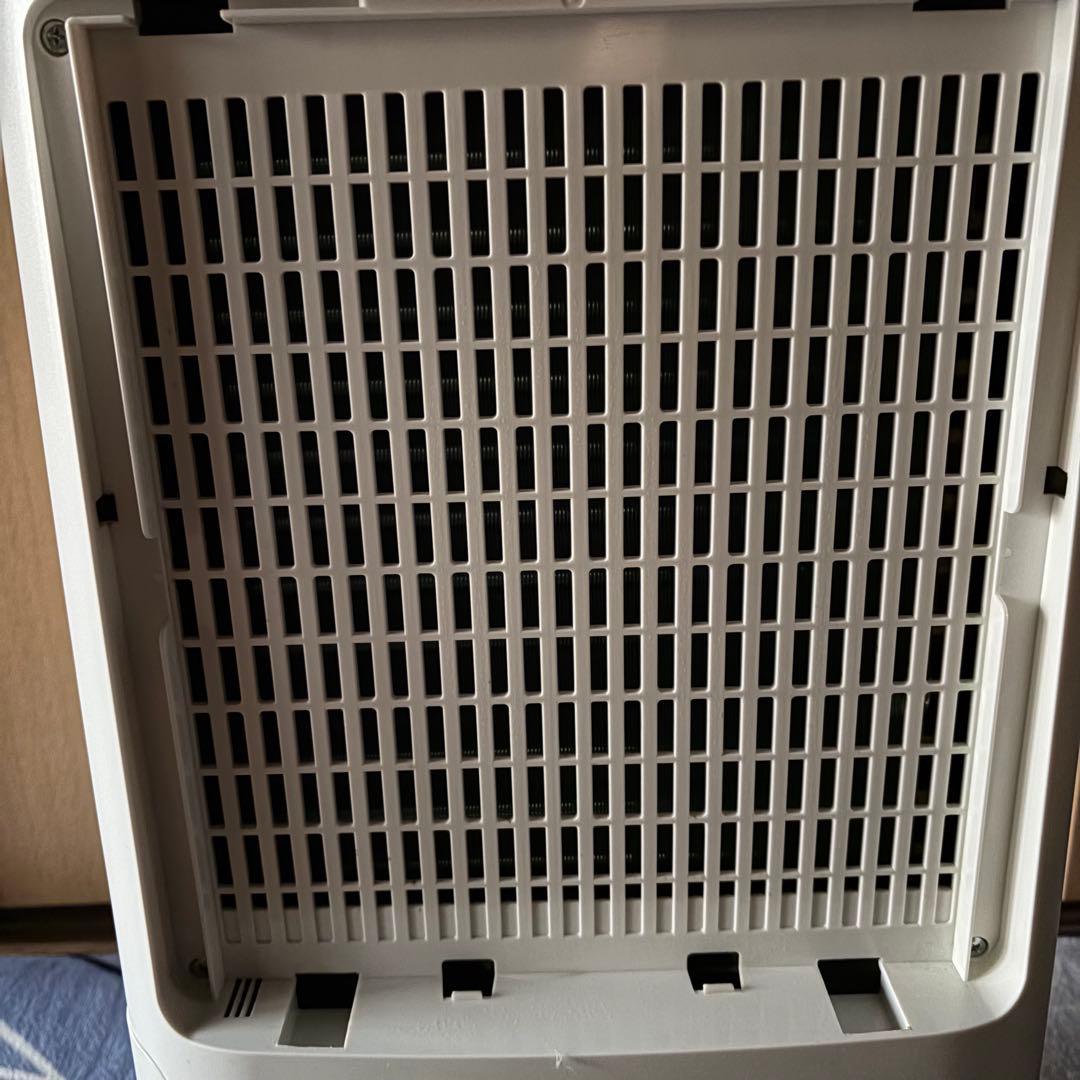 【美品】SHARP除湿機　 CV-J180W　2020年製