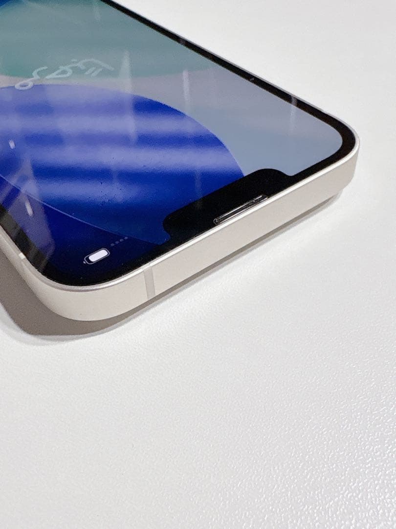 Apple iPhone 13 ホワイト 本体　美品