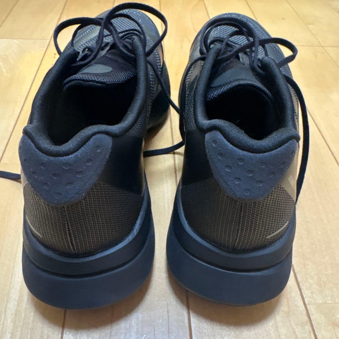 アディゼロボストン13