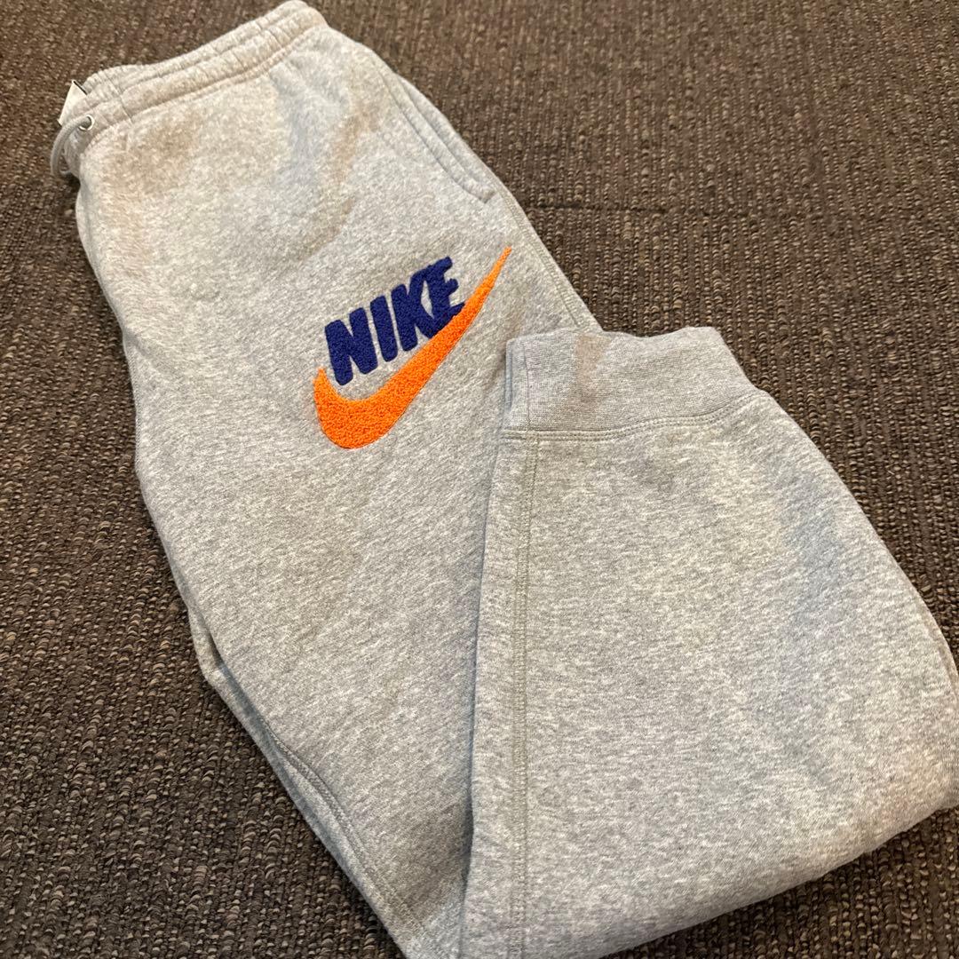 美品　NIKE ナイキフード付き　スウェット　上下セットアップ　LとM