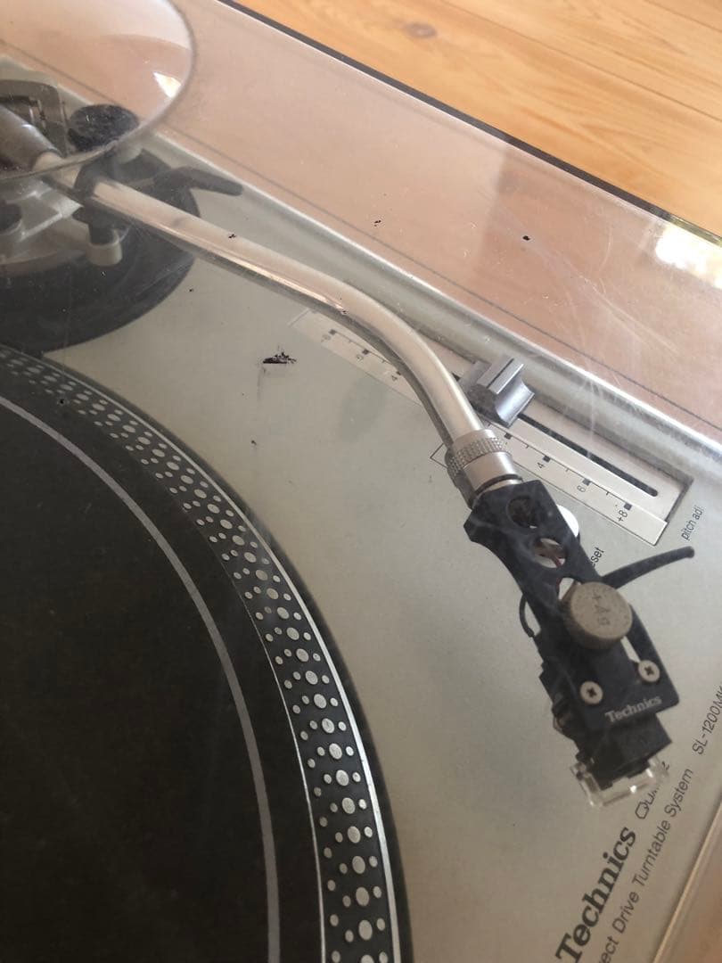 Technics SL-1200 MK-3Dターンテーブル