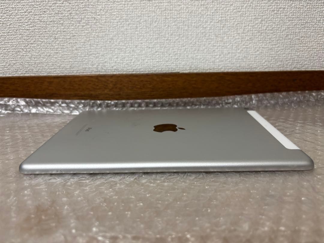 apple iPad 6世代　A1954 32GB cellular Wi-Fi