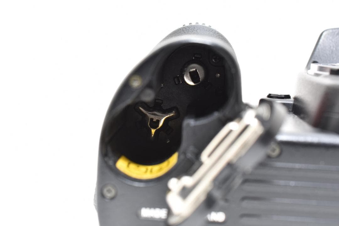 美品 NIKON ニコン F80 フィルムカメラ 加水分解なし M443