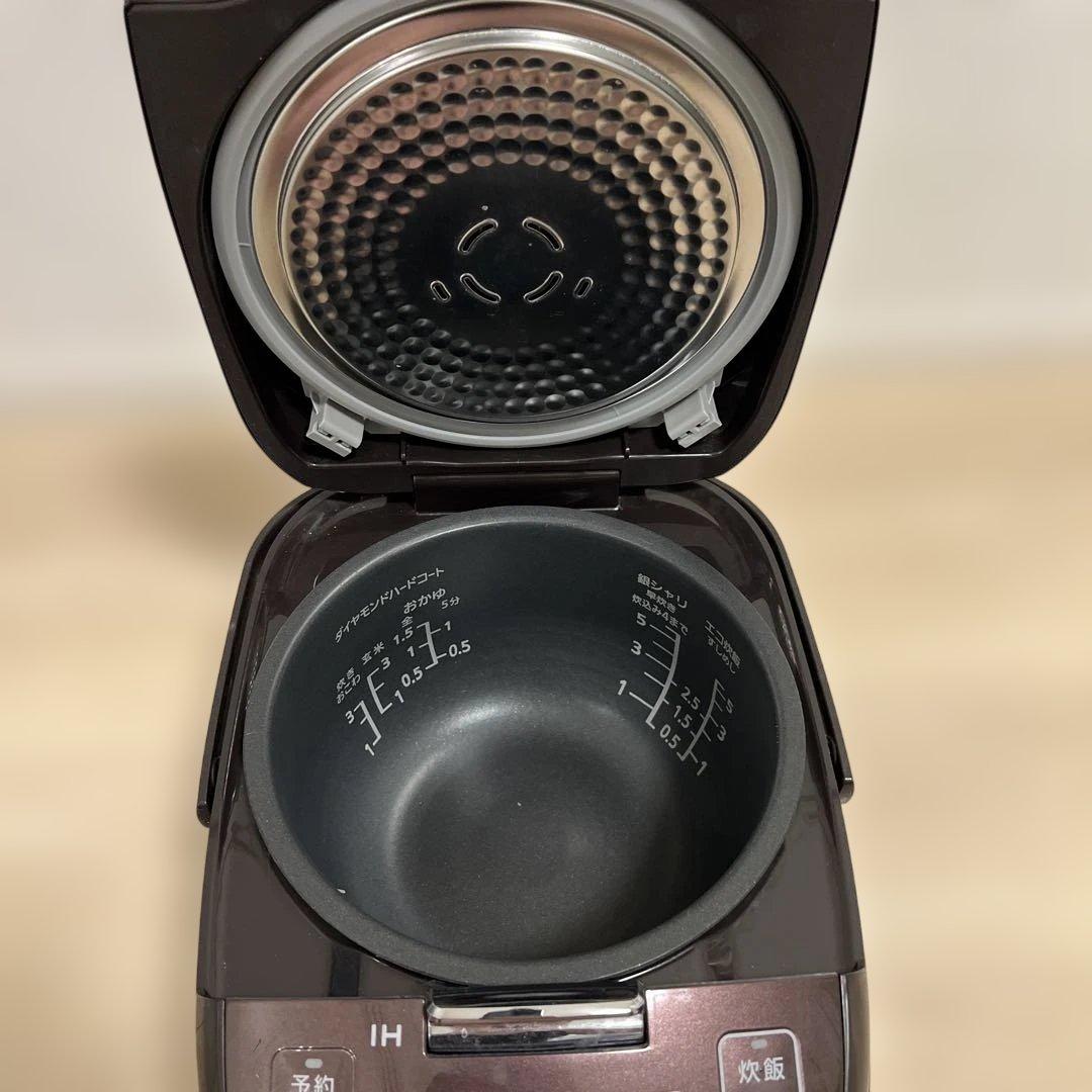 炊飯器　Panasonic SR-FD101 5.5合炊き