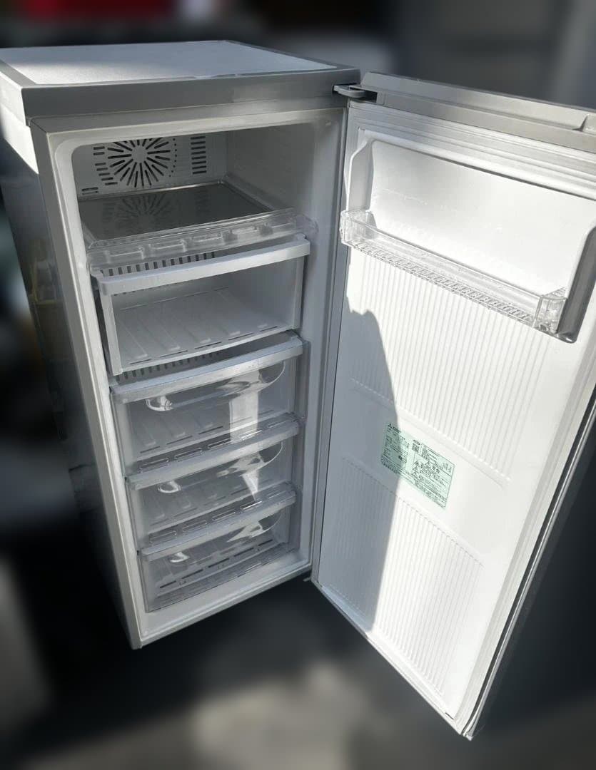 三菱 １ドア　冷凍庫 MF-U12B-S1 2018年製ホームフリーザー