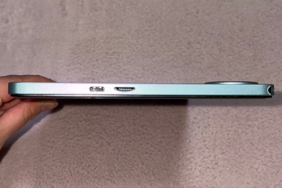 【美品】Android15 10インチ タブレット 10GB+128GB