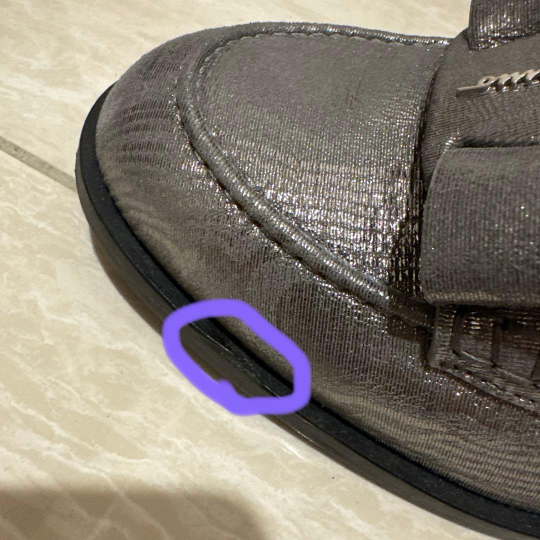 【美品レア】Ferragamo モカシン/ローファー リボン シルバー 25.5