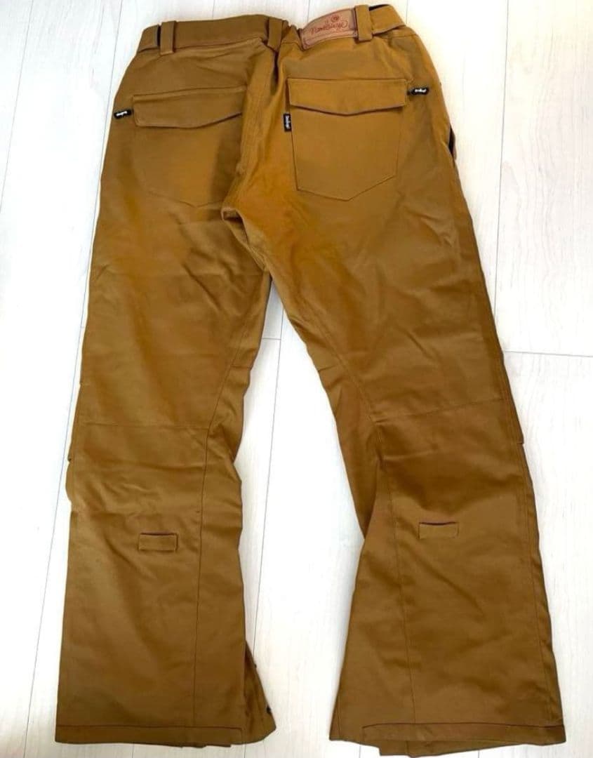 スノーボードウエア　Namelessage Lサイズ　上下　セットアップ