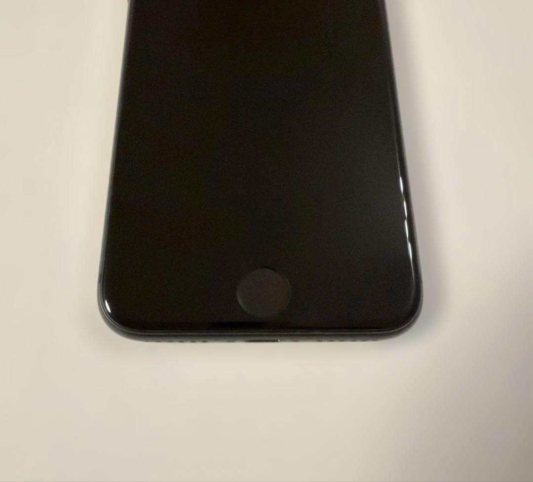 iPhone８　本体