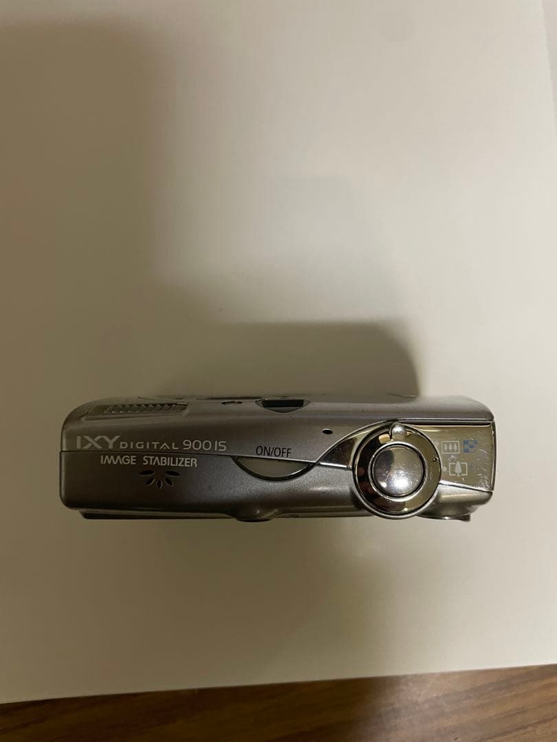 Canon IXYデジタルカメラ　大人気