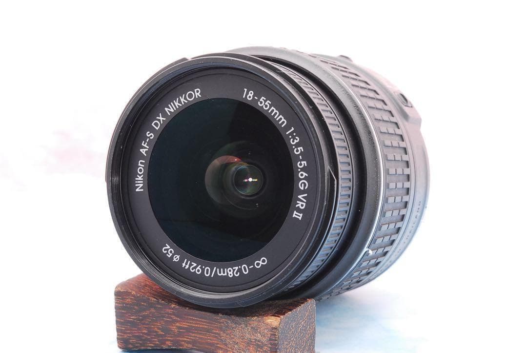 ニコン D3300❣️美品＆S数少❣️一眼レフカメラ❣️手ぶれ補正レンズ