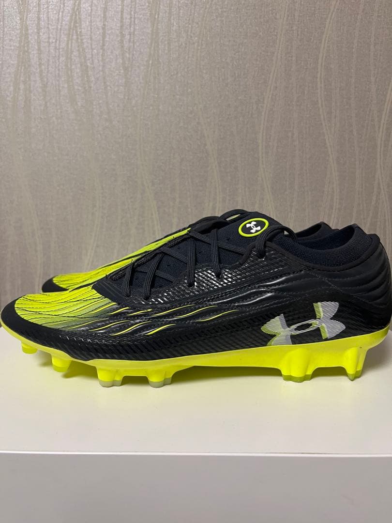 【美品】Under Armour マグネティコ エリート 26㎝