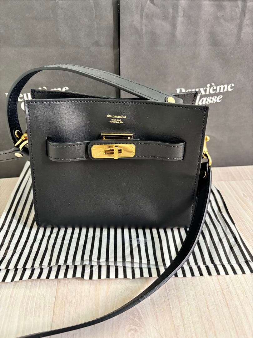 MUSE de Deuxieme Classe SITAPARANTICAバック