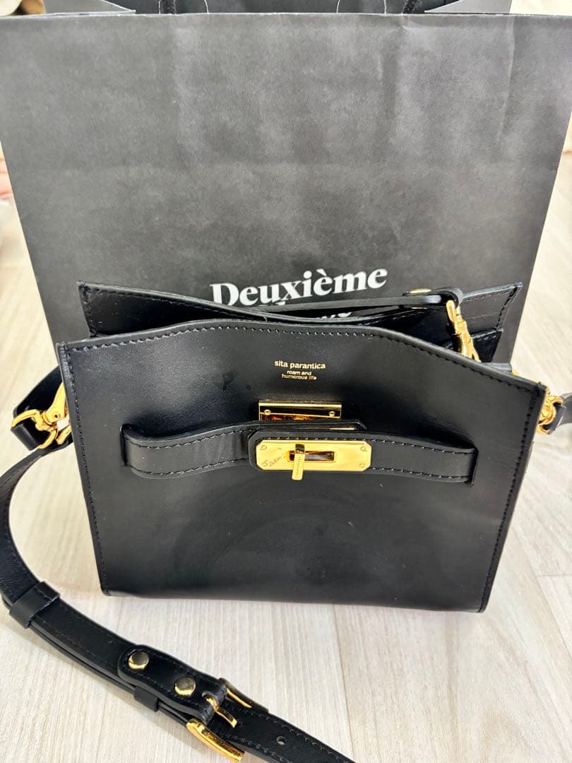 MUSE de Deuxieme Classe SITAPARANTICAバック