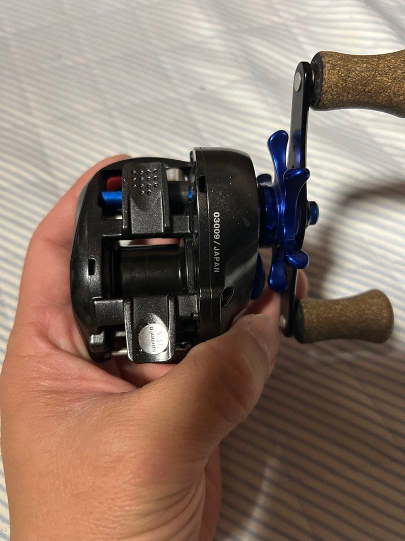 SHIMANO 12アルデバラン ベイトリール 左ハンドル