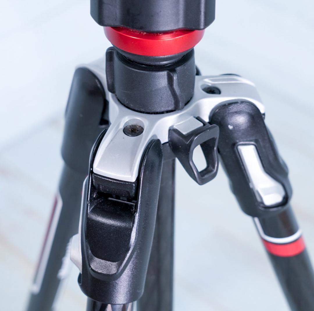 美品　Manfrotto befree live　マンフロット　カーボン三脚