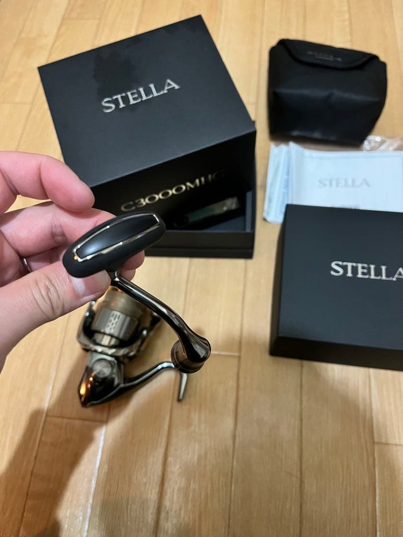 リール SHIMANO 18STELLA C3000MHG