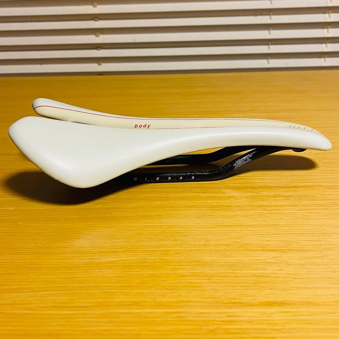 【希少】スペシャライズド S-WORKS ローミン カーボンレール 143mm