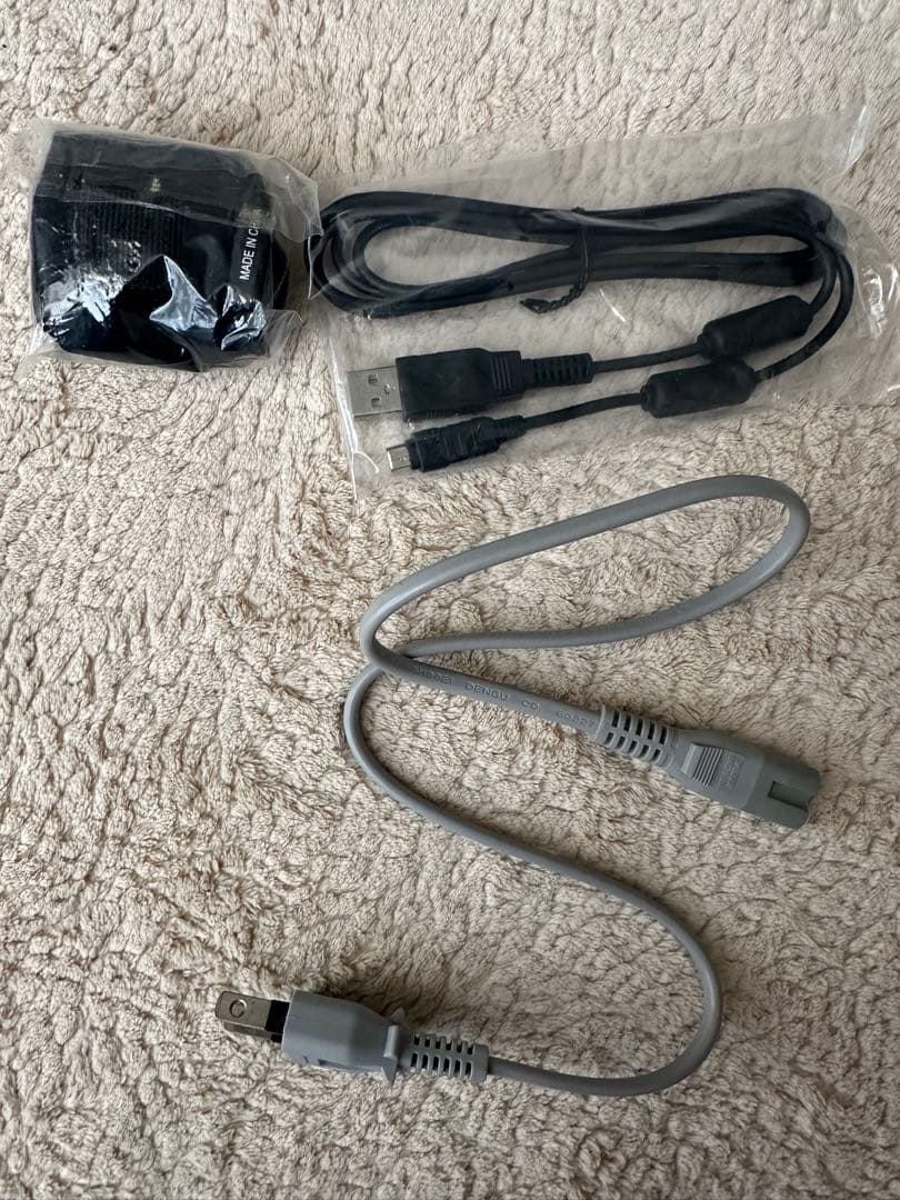 OLYMPUS PEN E-PL8ホワイト ミラーレス一眼