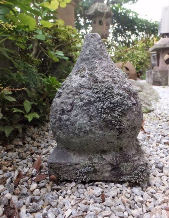 【苔むした古い宝珠・関守石・オブジェ】庭石箱庭苔鉢造園ガーデニングオーナメント