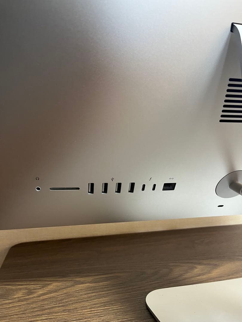 Apple iMac 21.5インチ