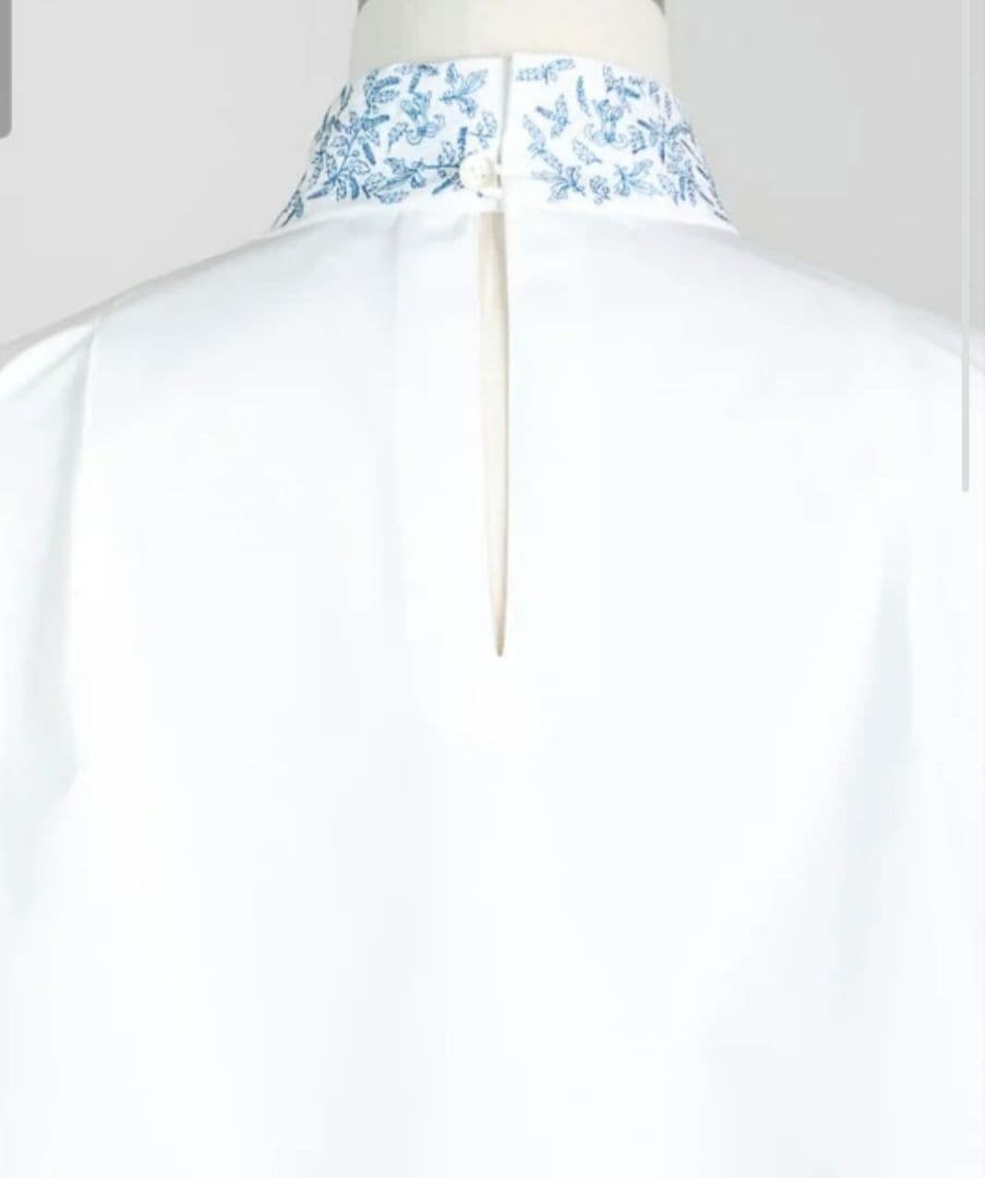 デレス Valentina blooming embroidery blouse