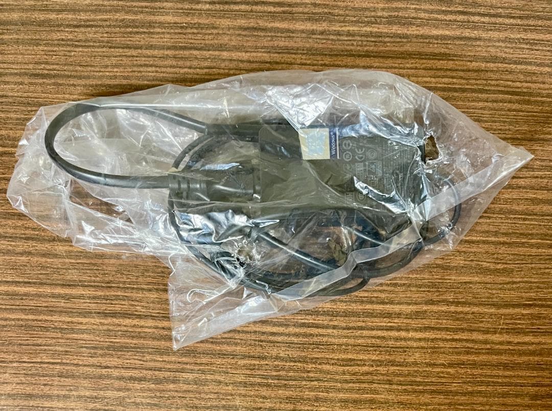 Surface Pro 5 (LTE)- Office搭載 8GB/256GB