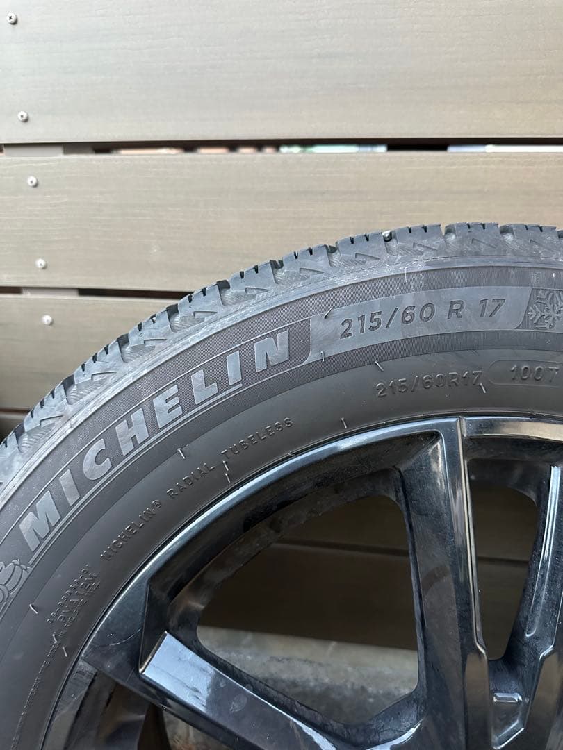 【サム】ベルランゴ／リフター　スタッドレスタイヤ215/60R17 4本