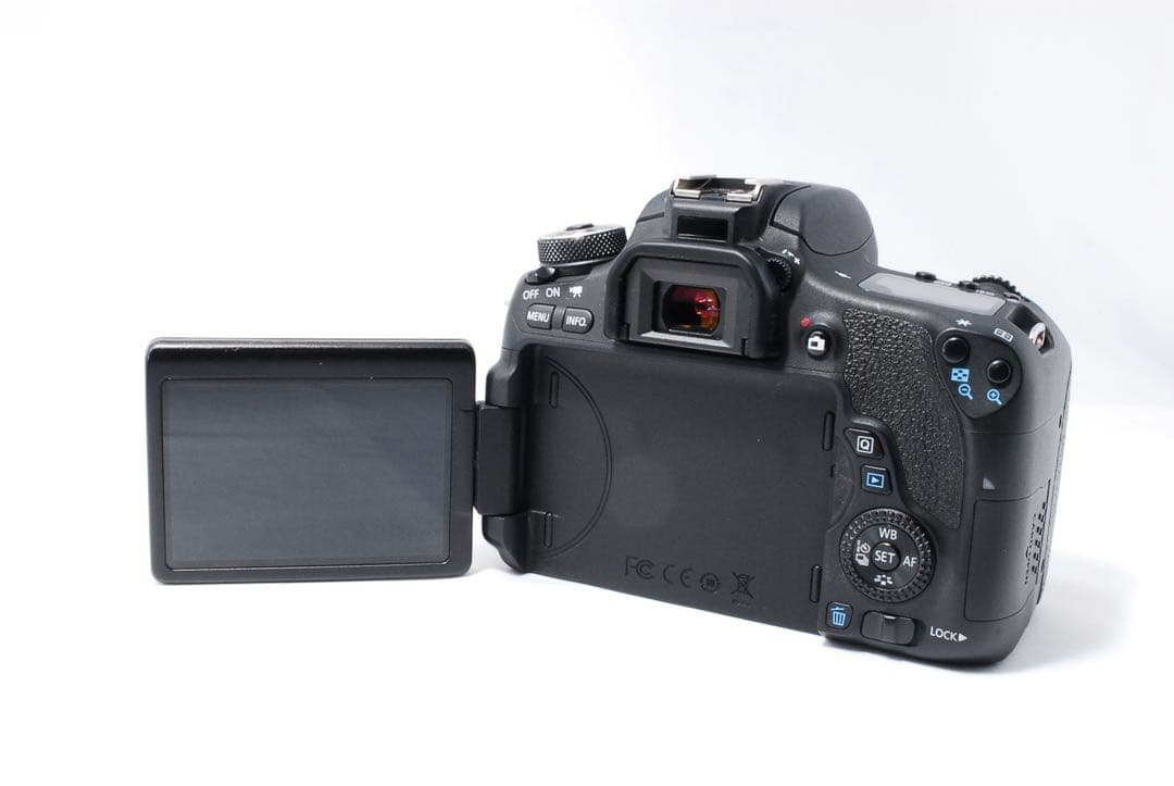 ダブルレンズセット❤️Canon EOS 8000D❤️Wi-Fi搭載一眼レフカメラ