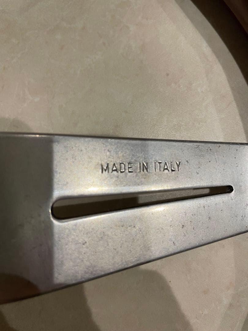 ナルディ　ウッドステアリング　φ33