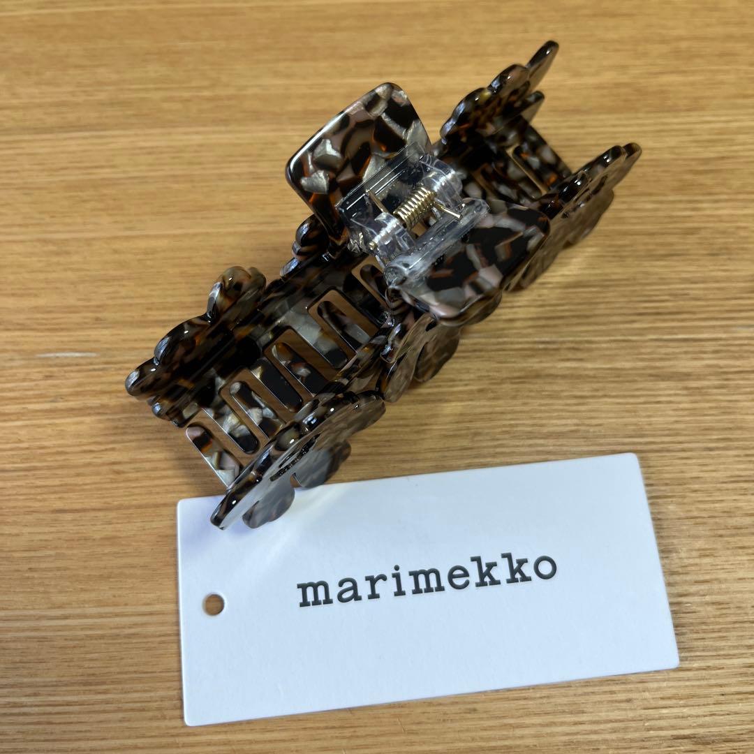 マリメッコ　ヘアクリップ　ブラウン　Marimekko