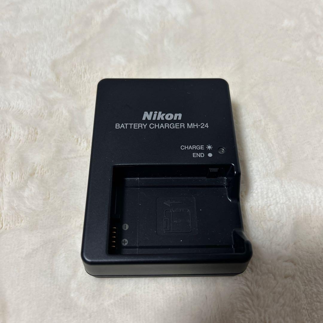 【極美品】ニコン　D3400 ダブルズームレンズキット