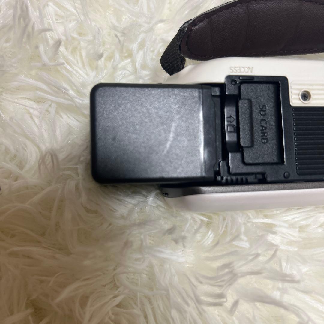 【美品】Panasonic HC-V360MS ホワイト ビデオカメラ